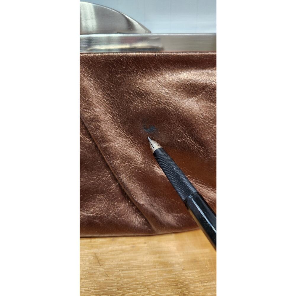 HOBO International Hayward Bronze Metalic leather Clutch 3 Chain Handle See Pics - Picture 6 of 6